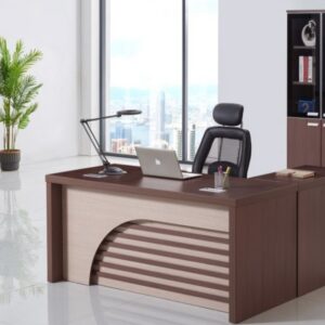 Bureau de haut standing importé avec retour et caisson